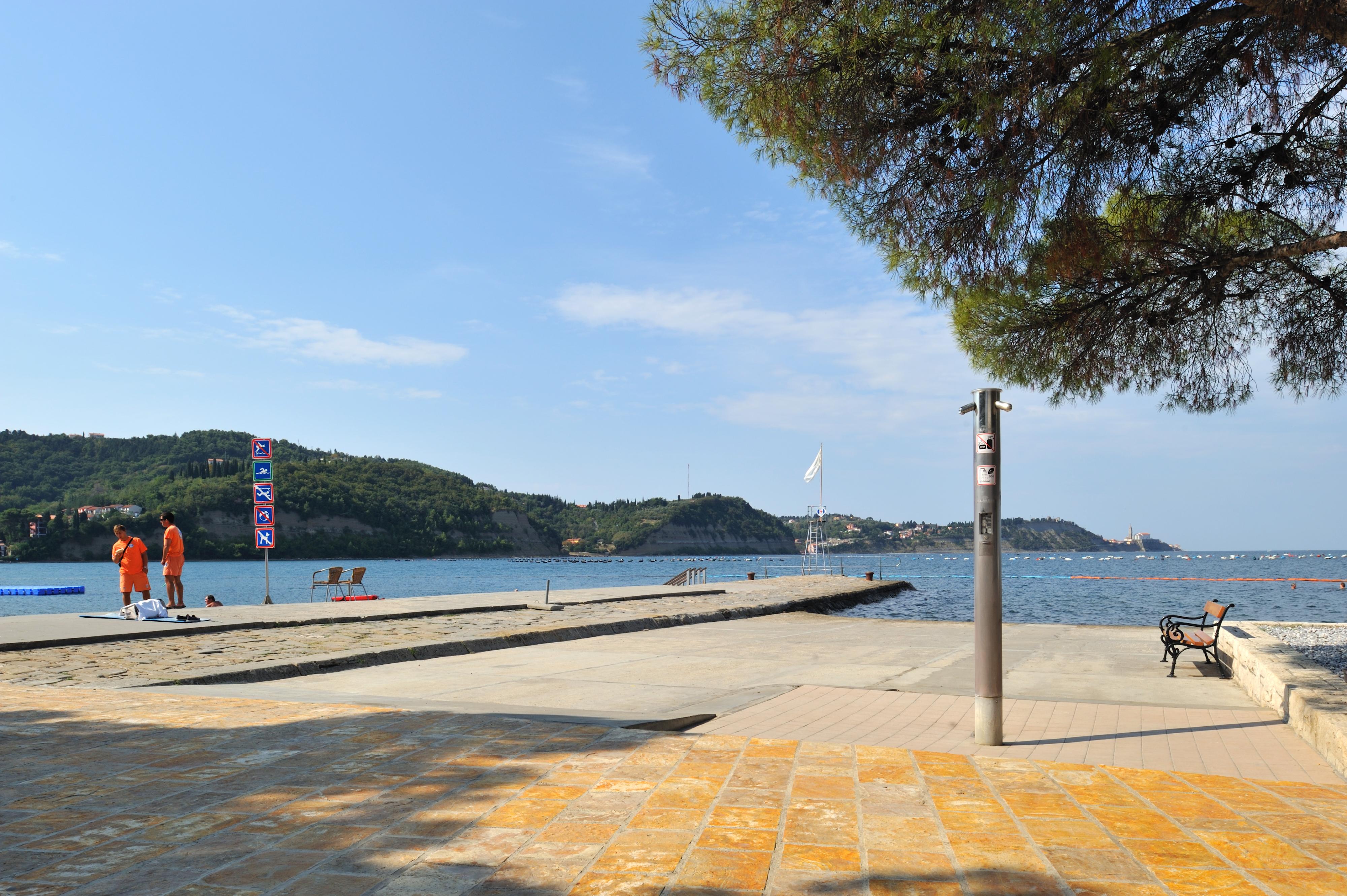 Hotel Svoboda - Terme Krka Strunjan Exterior photo